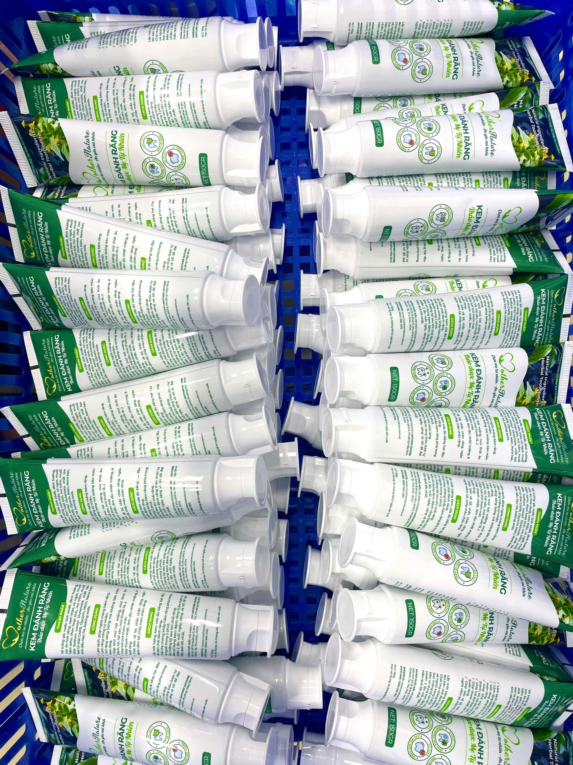 Kem đánh răng hữu cơ Mẹ Tự Nhiên